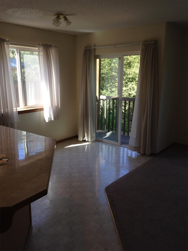 1307 Creekside Ln, Newberg, OR 97132 House Rental in Newberg, OR