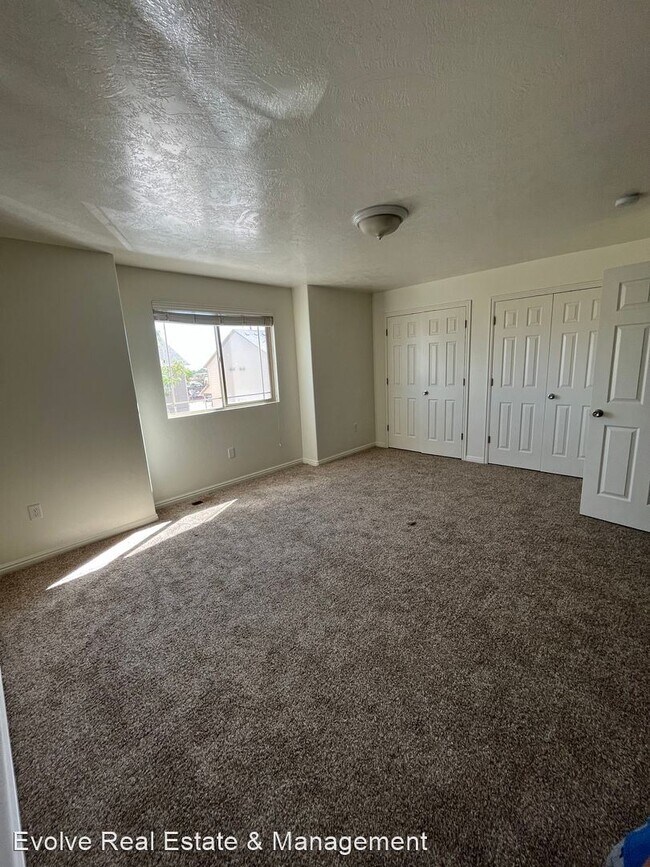Building Photo - 3 br, 2.5 bath House - 546 N 1380 W #1