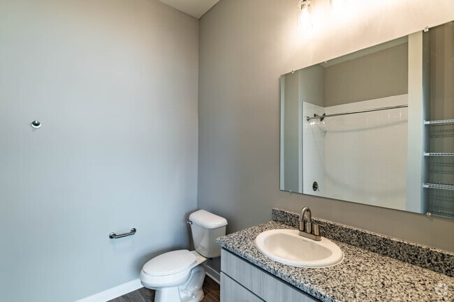 Estudio 2 - Baño de 442SF - 6228 Music City