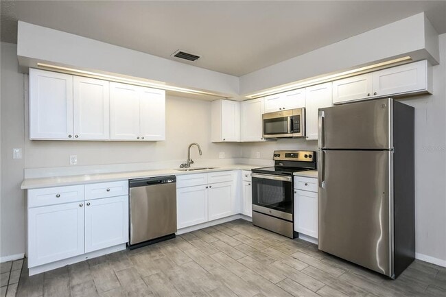 Foto del edificio - 104 Lighter Log Ln