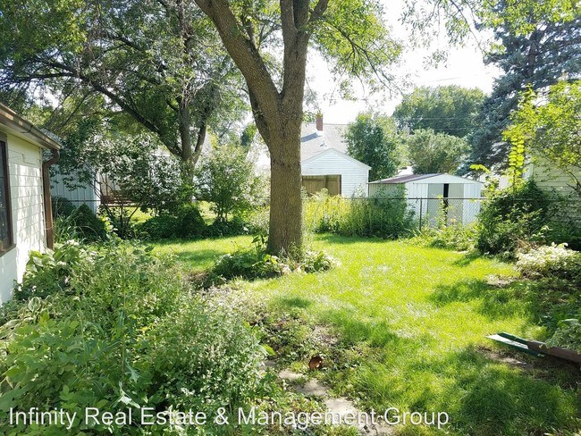 Foto del edificio - 114 10 1/2 St SE