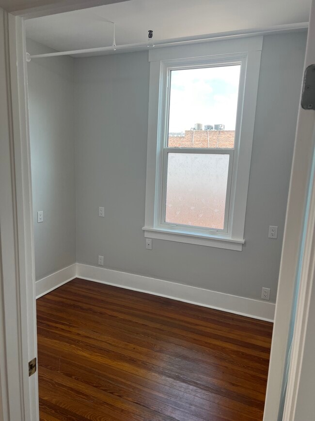 Foto del edificio - 428 N Donnelly St