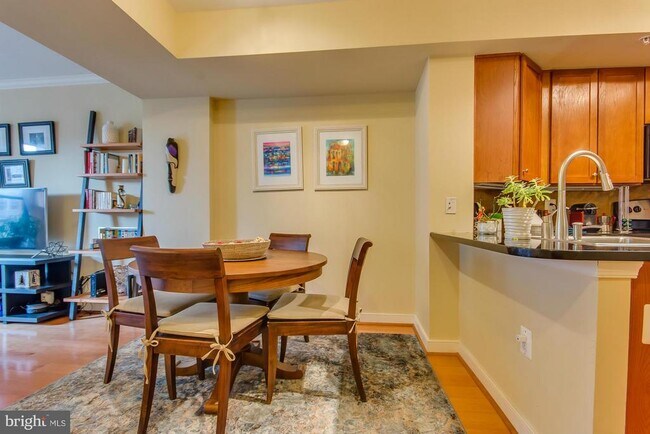 Foto del edificio - 631 D St NW