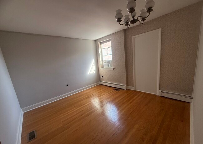 Foto del edificio - 608 W Lancaster Ave