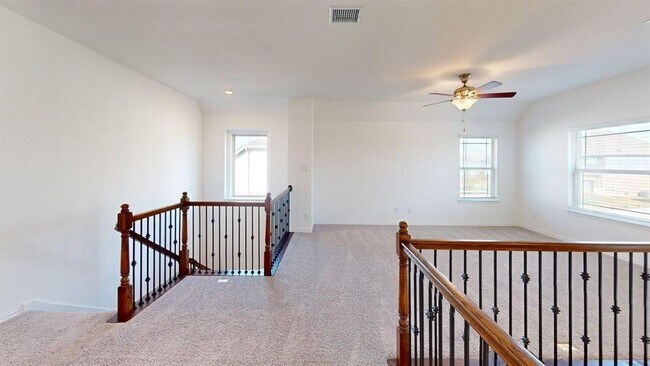 Foto del edificio - 404 Ashby Dr