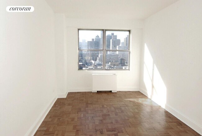 Foto del edificio - 230 E 79th St