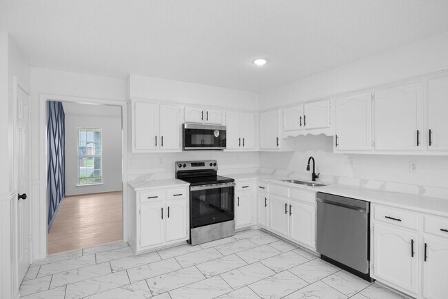 Foto del edificio - 7124 Brandee Dr