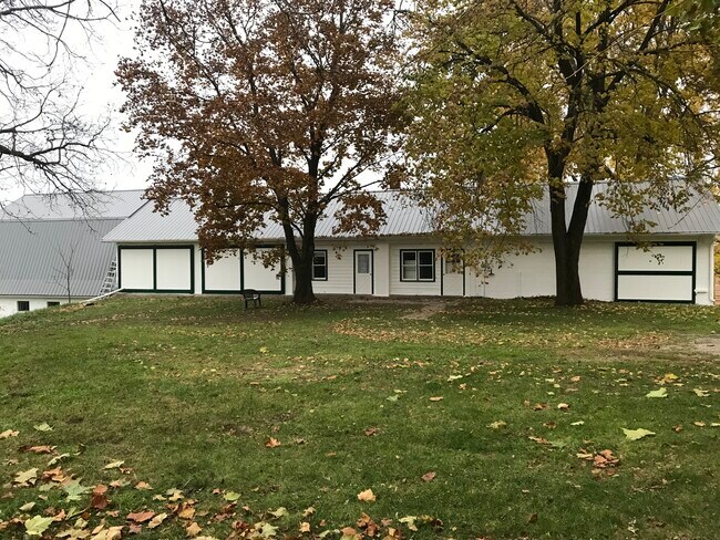 Building Photo - 13170 Riker Rd