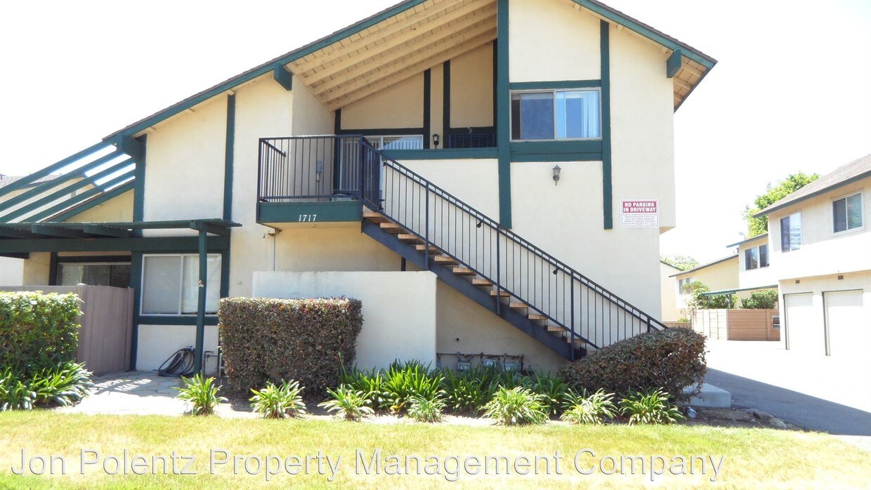 Foto principal - 1717 N Rainwood Cir