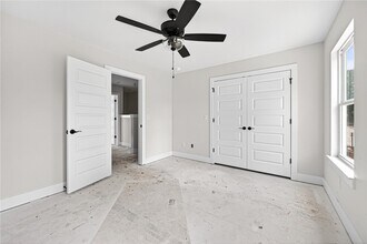 Building Photo - 1453 S Yampa Bnd