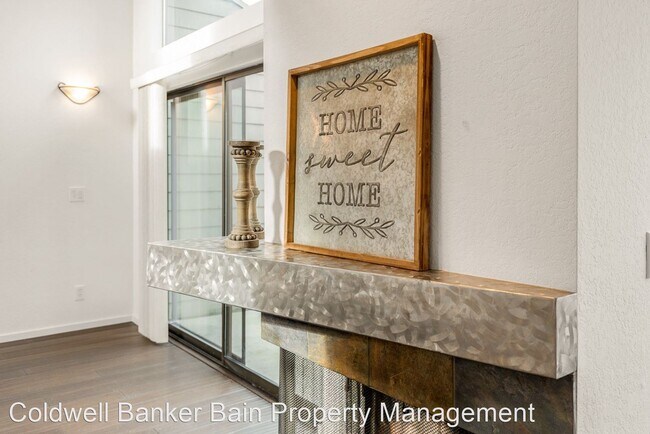 Foto del edificio - 2 br, 2 bath House - 7 Lake Bellevue Drive...