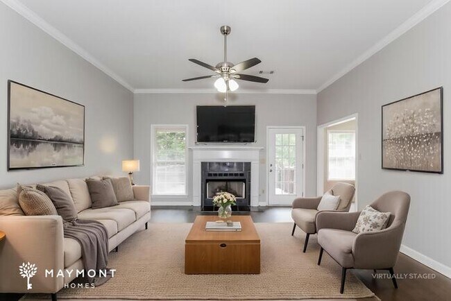 Foto del edificio - 8747 Rolling Hills Dr