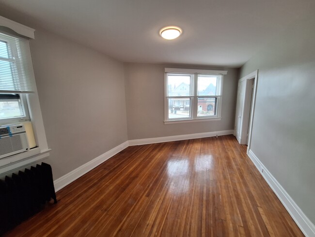 Bedroom - 2503 Fairview Ave