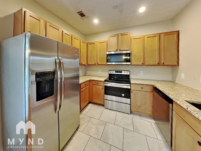 Building Photo - 6204 Ellenwood Dr