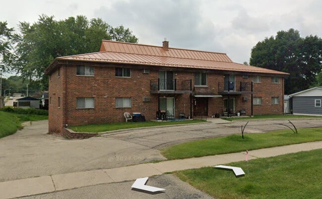 Building Photo - Knaup Apartments (Senior 55+)