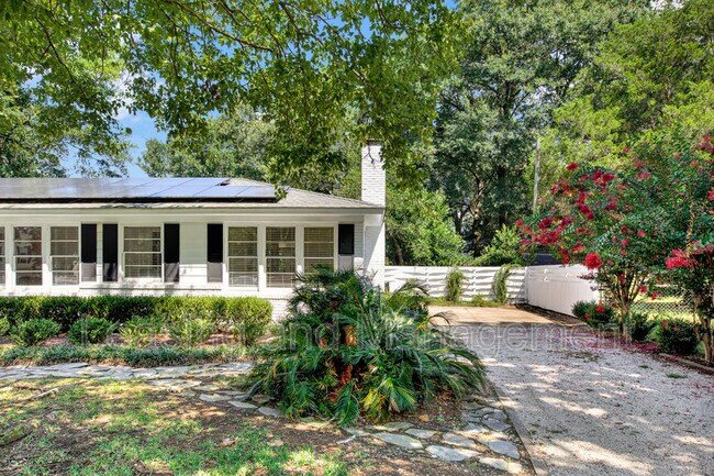 Foto del edificio - 1154 Winborn Dr