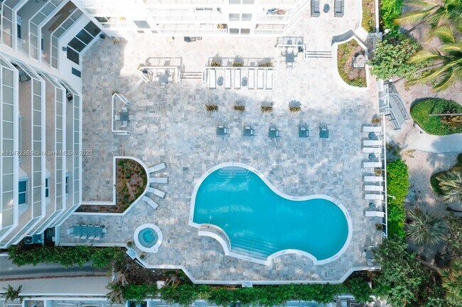 Building Photo - 8925 Collins Ave