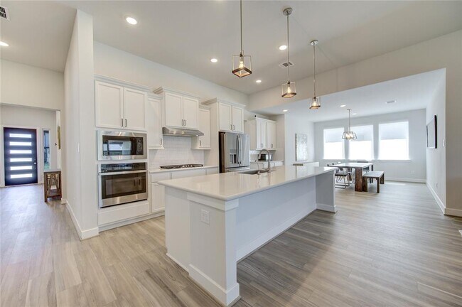 Foto del edificio - 21110 Aristad Ln