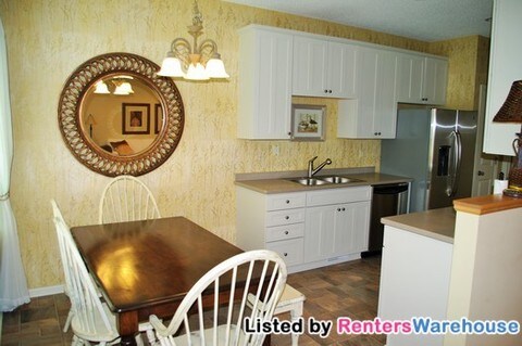 Foto del edificio - 664 Sutherland Dr