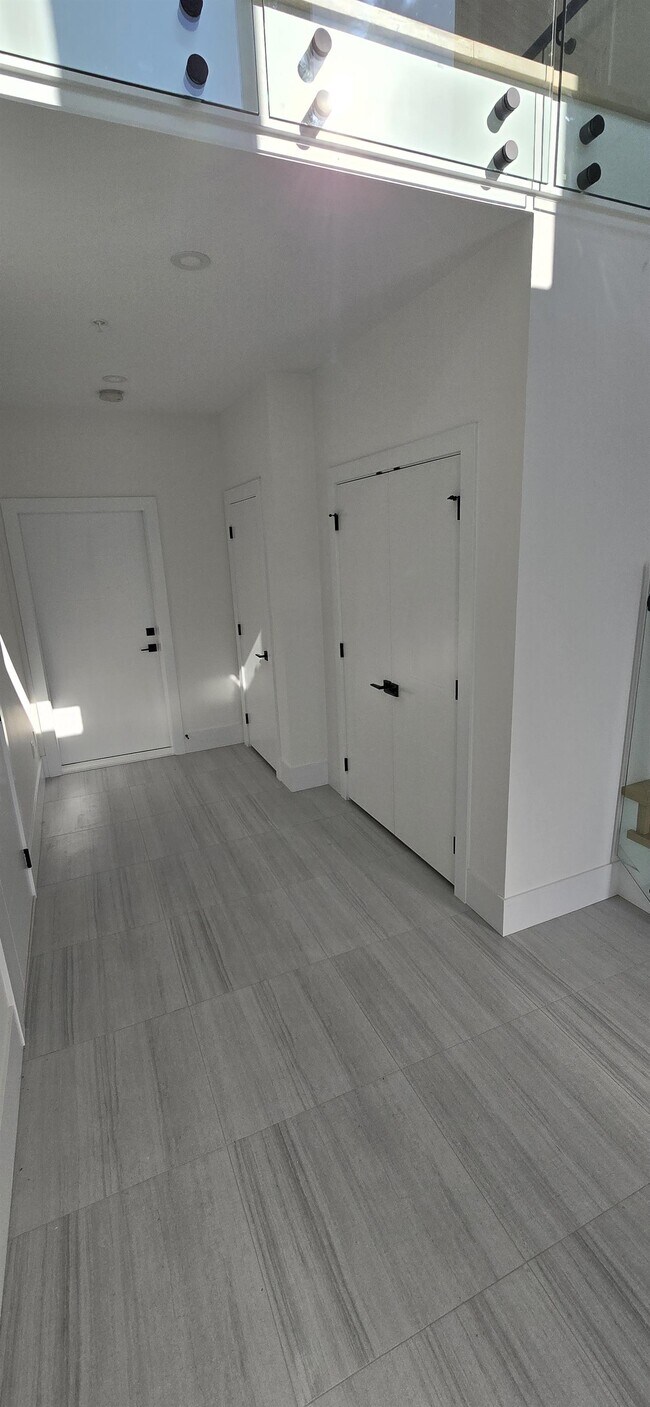 8459 Forest Gate Dr, Chilliwack, BC V4Z 1L2 House for Rent in