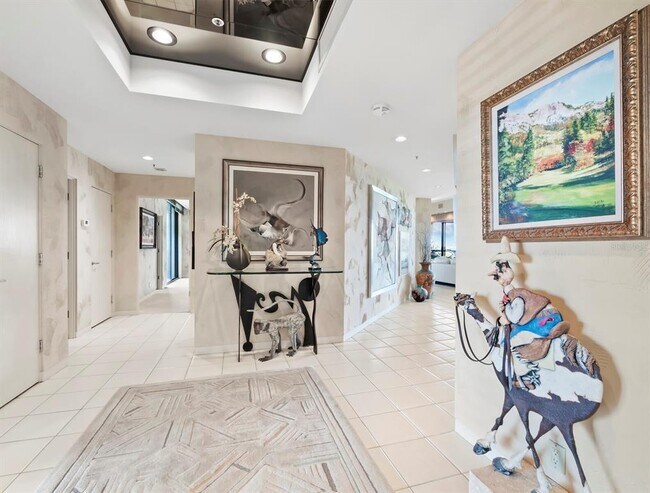 Building Photo - 2120 Harbourside Dr