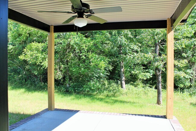 Foto del edificio - 257 Azalea Dr