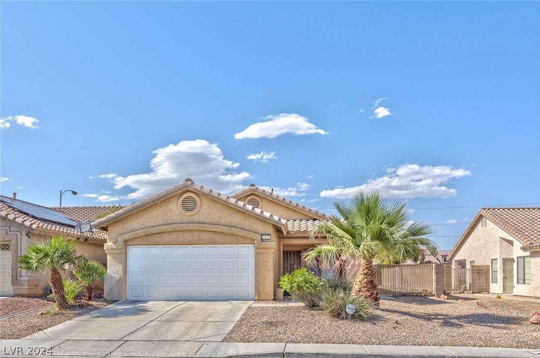 Foto principal - 1412 Old Cobble Dr