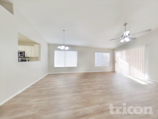 Building Photo - 9215 W Sandra Terrace