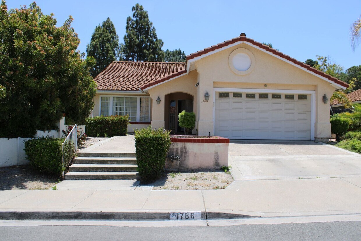 Primary Photo - 3 Bedroom, 2 Bathroom, 2 Car Attached Garage