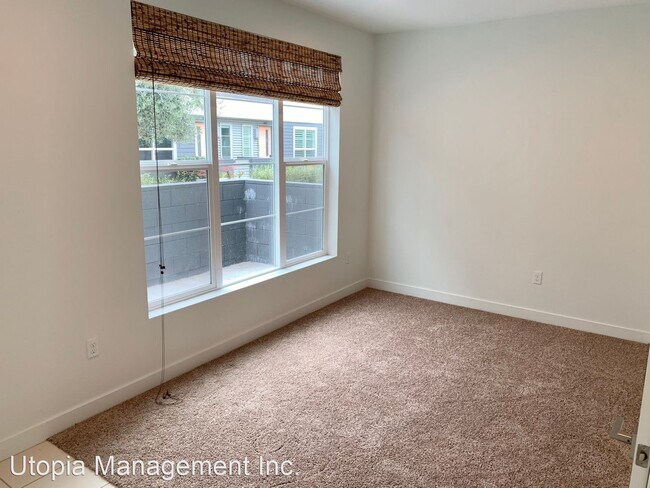 Foto del edificio - 2 br, 2.5 bath House - 2093 West Place Drive
