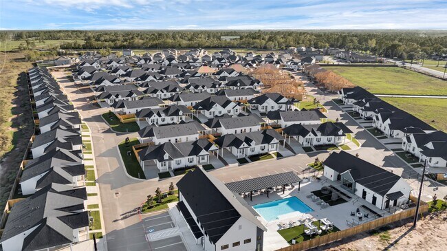 Building Photo - 38634 Spur 149 Rd