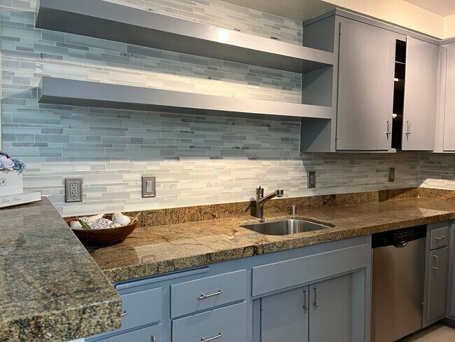 Kitchen 105 - 901 Ocean Ave