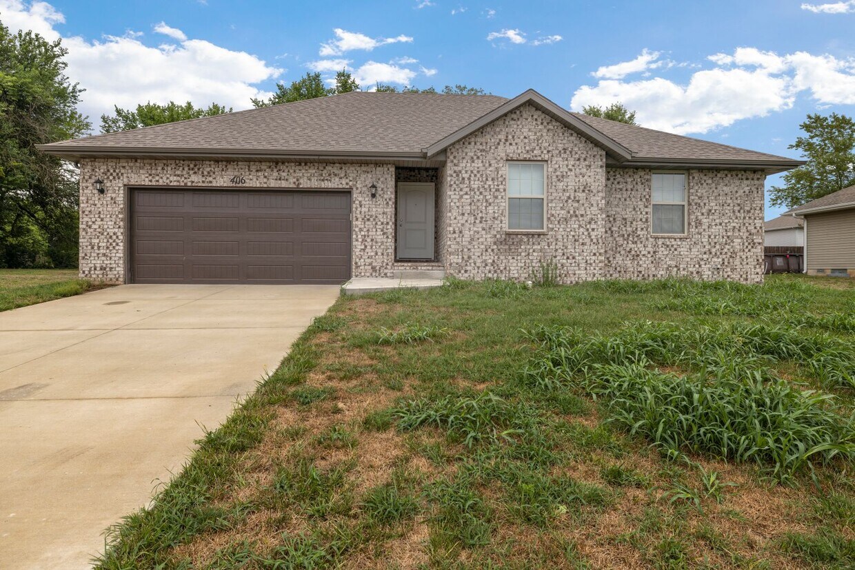 Primary Photo - Beautiful 3 Bedroom Home in Willard