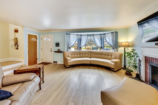 Foto del edificio - 10829 S Longwood Dr