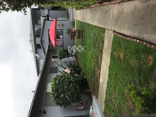 Foto del edificio - 825 Hill St