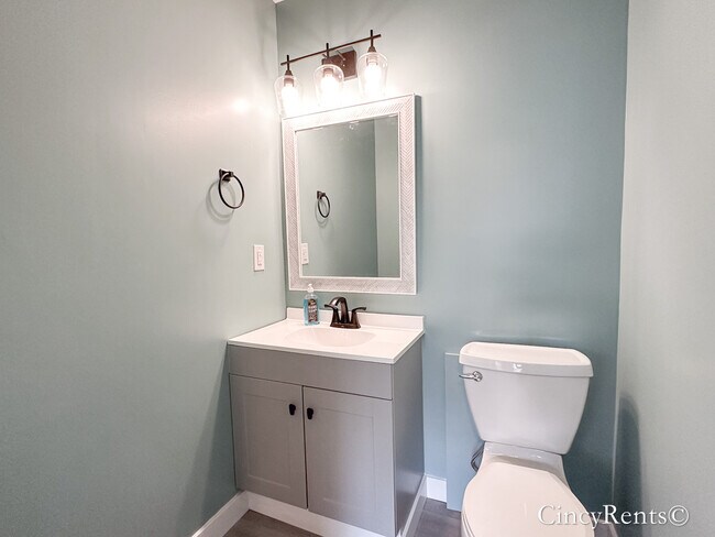 Building Photo - 416 High St