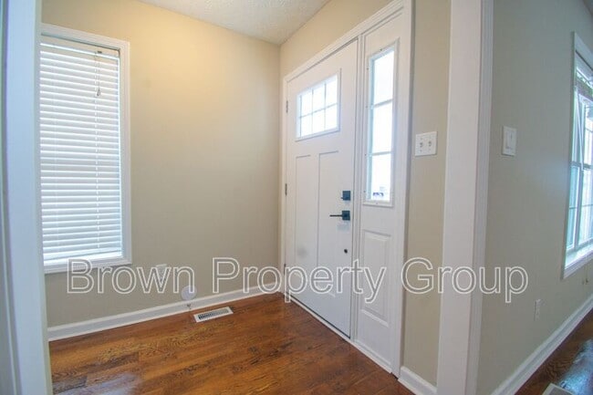 Foto del edificio - 3685 Pioneer Dr