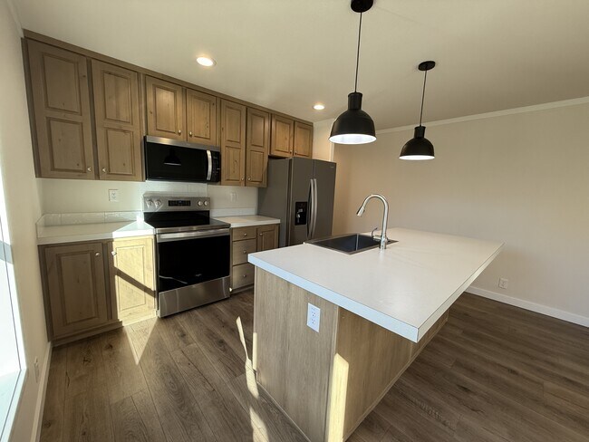 Building Photo - 7250 US-89