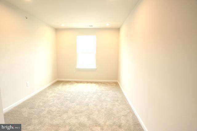 Foto del edificio - 208 BAMBOO Dr