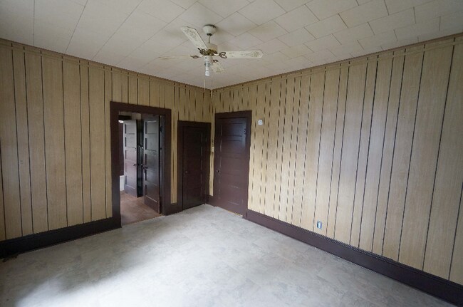 Foto del edificio - 422 E North St