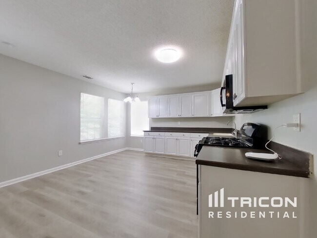Building Photo - 7594 Stonebush Way