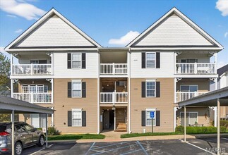 Building Photo - 4103 Spring River Dr