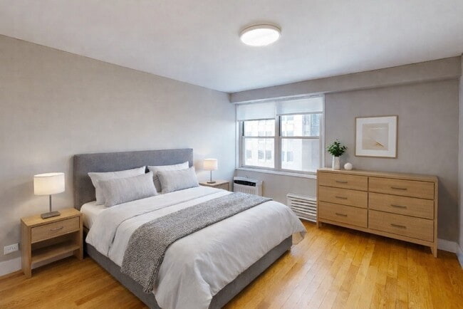 Building Photo - 80 N Moore St