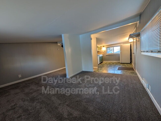 Building Photo - 719 Richwood Rd