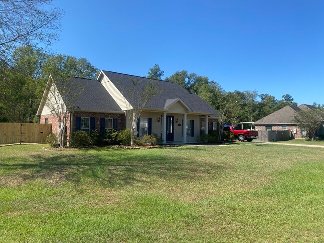 Building Photo - 30290 Deaux Run