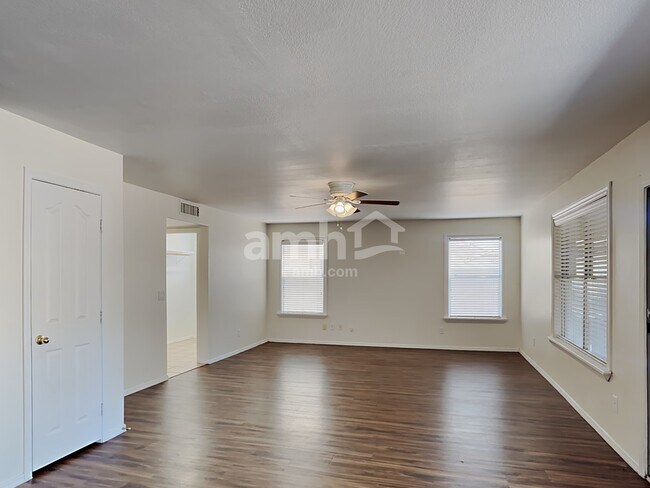 Building Photo - 2710 N 122nd Ave