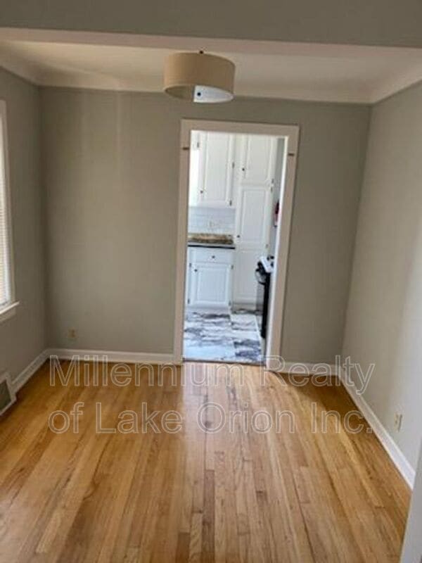 Foto del edificio - 1522 Longfellow Ave