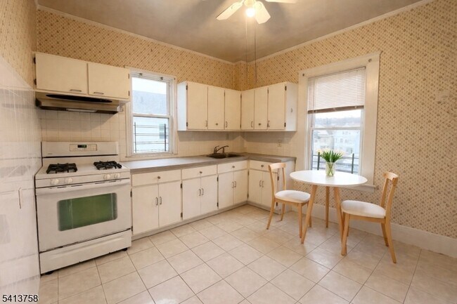 Foto del edificio - 91 Watson Ave