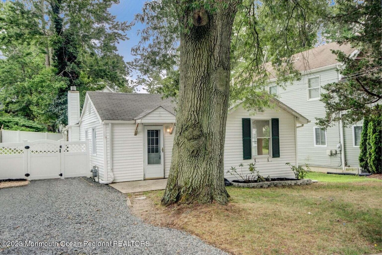 143 Chatham Ave, Ocean Township, NJ 07755 House Rental in Ocean