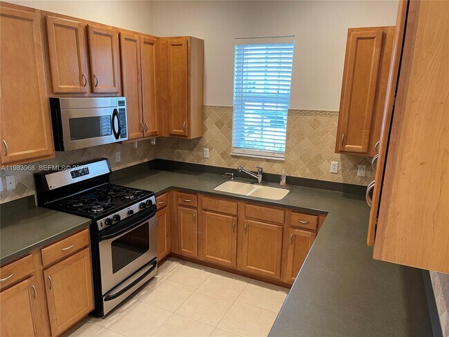 Foto del edificio - 640 Moondancer Ct